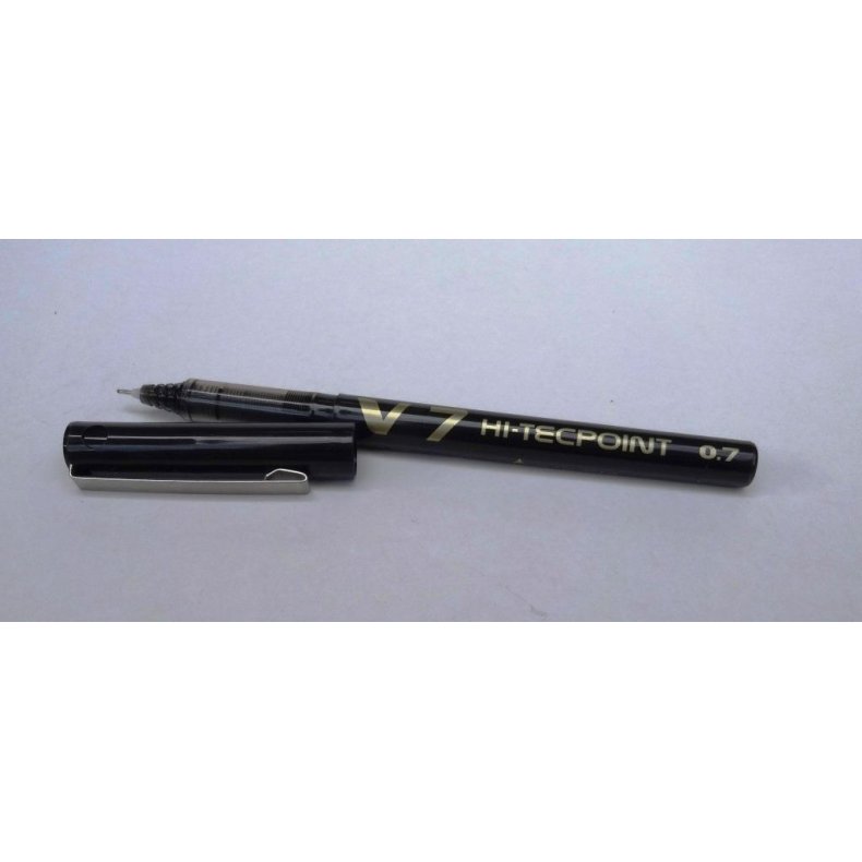 Pilot v7 Hi-Techpoint - 0.7 mm - Black